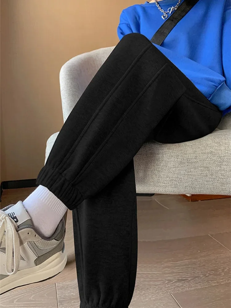 Black [plus velvet thickening]]