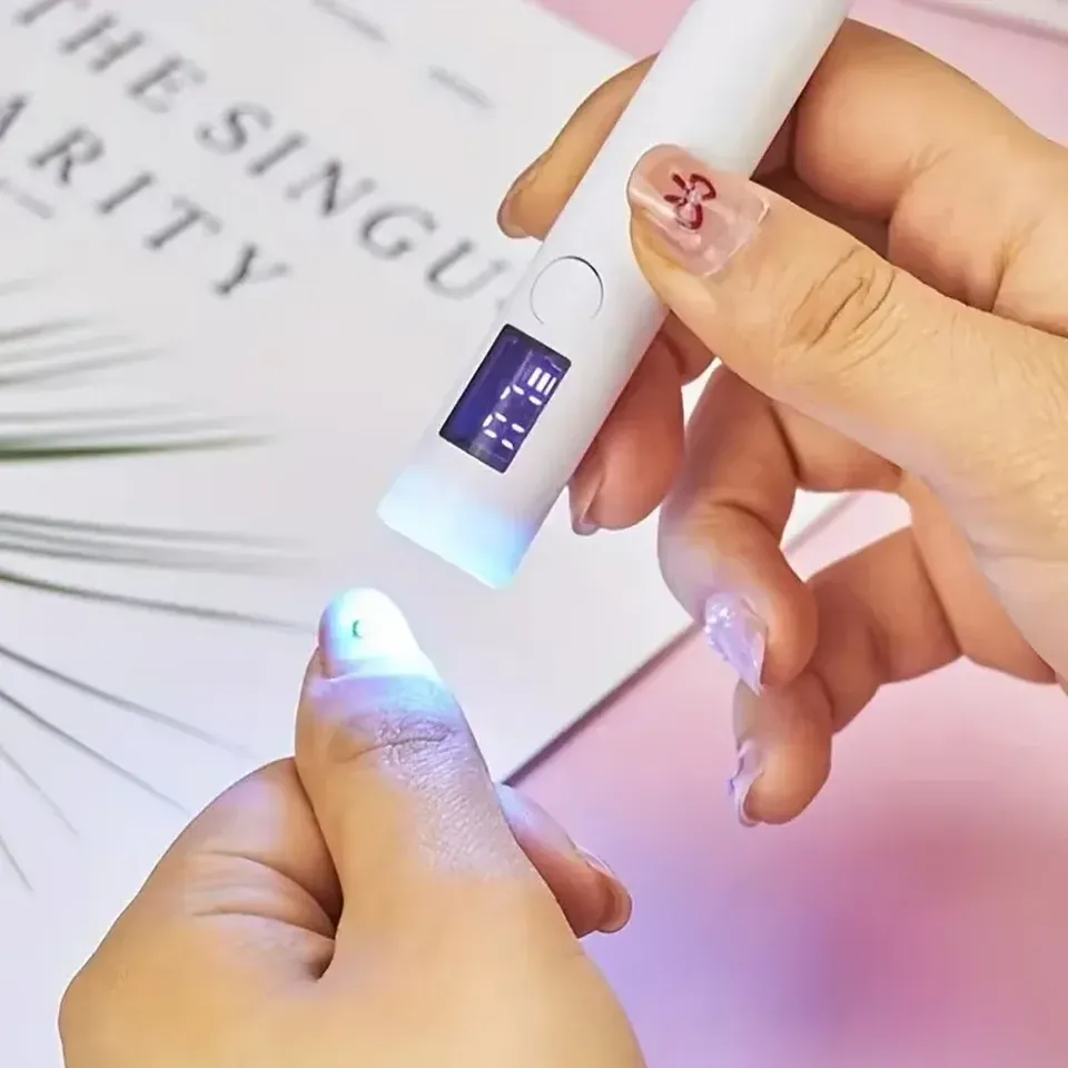 1pc - Professional Rechargeable Gel Polish UV Lamp 1PC - Compact LED Nail Dryer with Digital Screen for Salon & Home Use