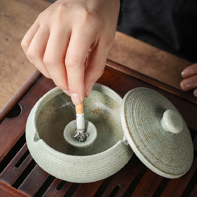 Creative Ceramic Ashtray Round Nordic Ashtray Office Living Room Retro Sealed with Lid Household Anti-fly Ash Cigar Cylinder