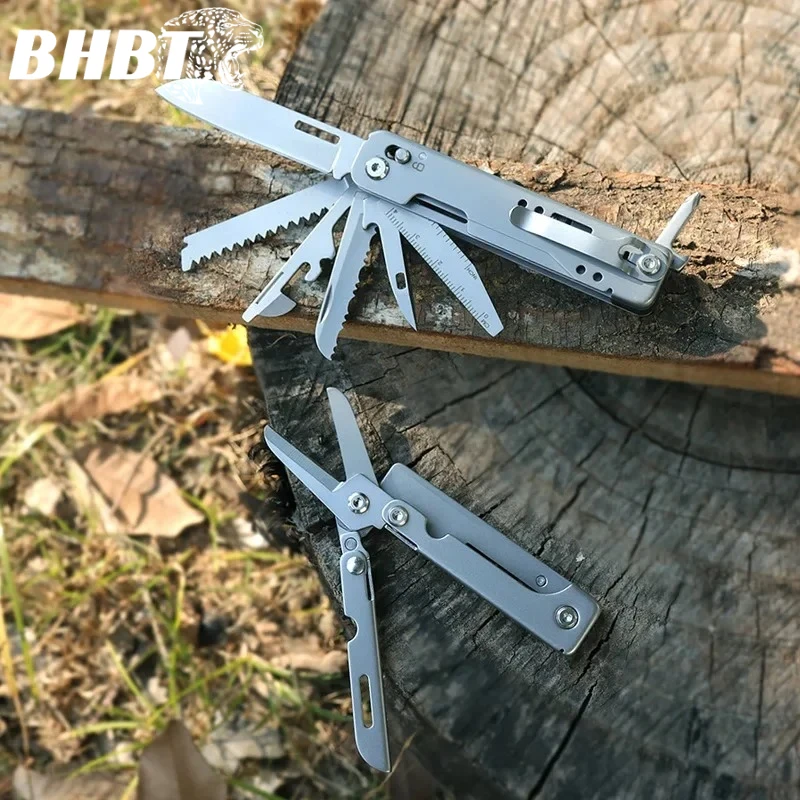 14-in-1 Folding Multitool 2