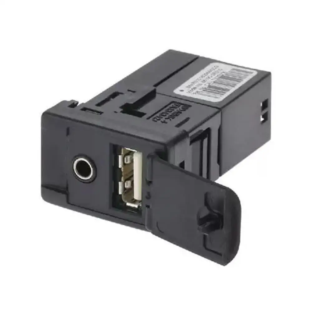 

Car AUX USB Port Adapter Jack 86190-0R010 861900R010 For Toyota Camry Gas 2014 2015 2016 2017 Automotive Accesories C3R1