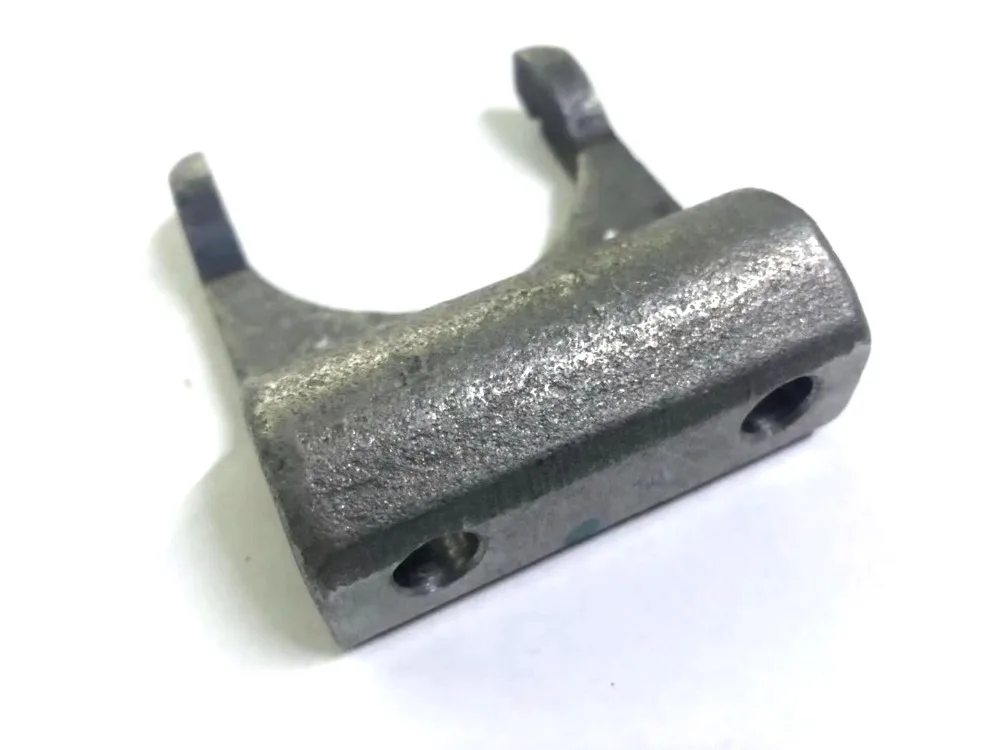 

original Clutch (slipper) yoke for Chinese SAIC ROEWE 350 MG3 MG5 1.5L auto car motor parts 10064799 high quality