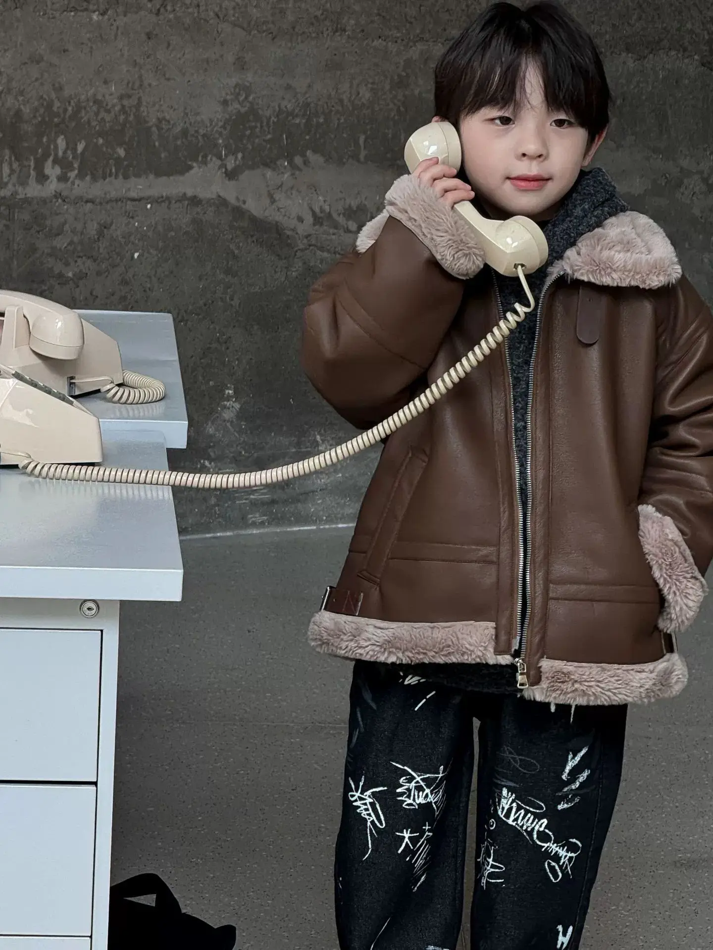 Children's Warm Brown Zipper Jacket Thick Faux Leather Coat Boys Winter New Korean Style Solid Turn-Down Collar Outwears