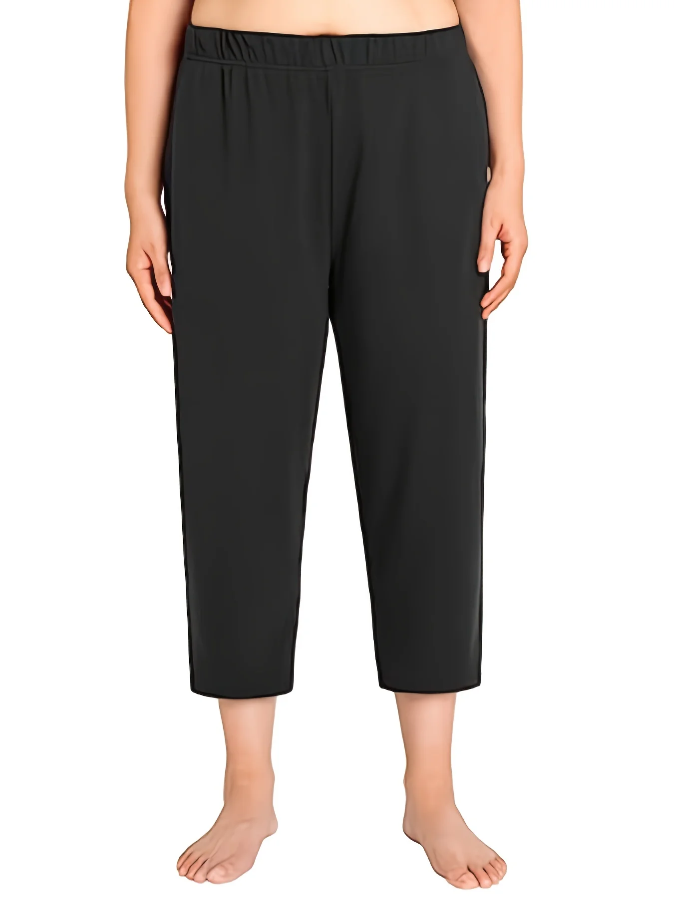 2023 summer new plus-size women's knitted fabric pocket fashion design sense capri pants