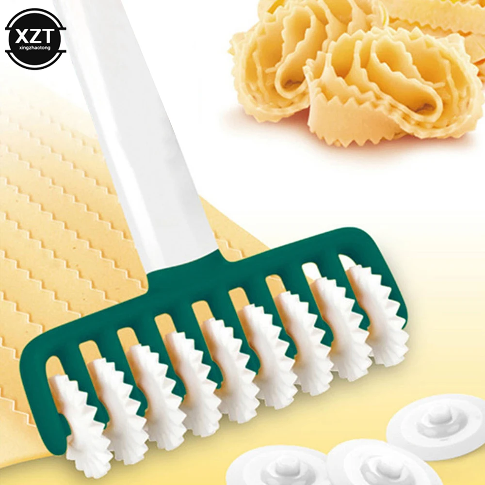 DIY Noodles Cutter Kitchen Tool Multi Function Roller Dockers Dough Cutter Plastic Noodle Knife Pasta Instant Noodles Maker