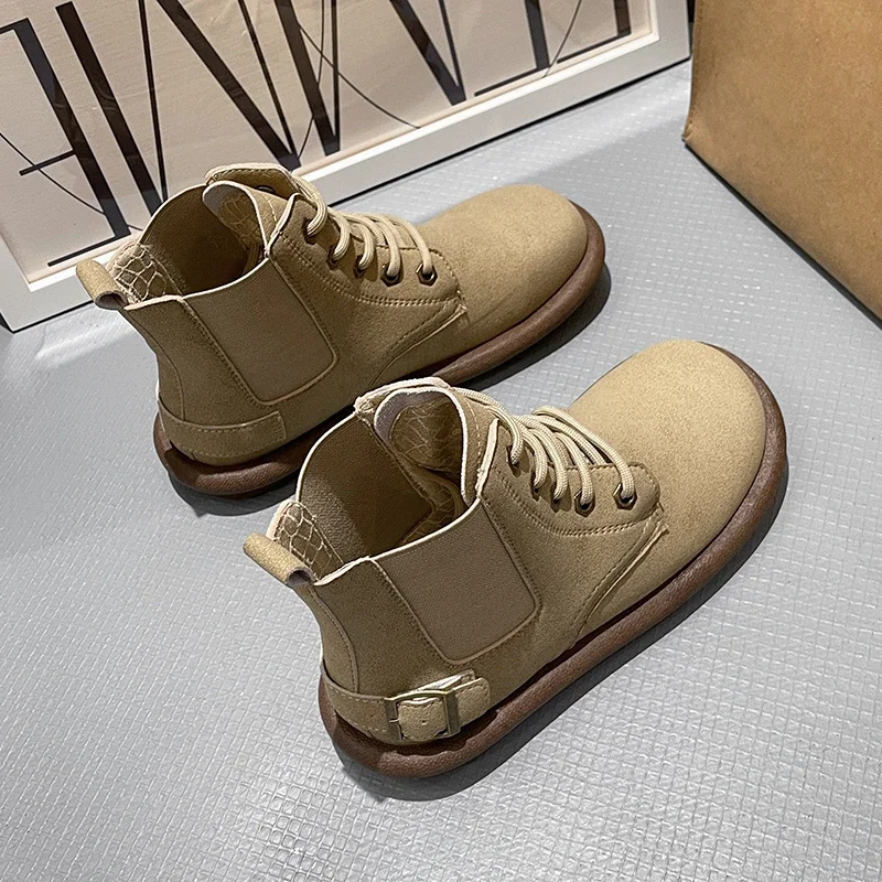 Spring and Autumn Fashionable Leather Boots for Women and Men, Outdoor Casual Martin Boots, Trendy Design Mid-calf Boots