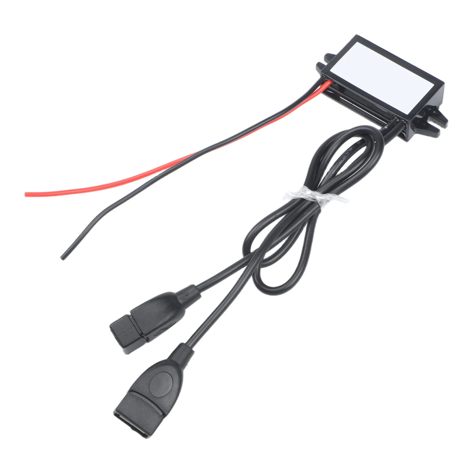 자동차 전압 변환기 12V에서 5V로 변환하는 모바일 기기용 어댑터 변환 효율성 96 과전류 보호 기능