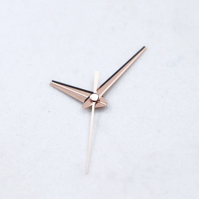 High-Quality Gold Hands for NH35/NH36 Watch Movement - Elegant Watch Accessory for Classic Dials