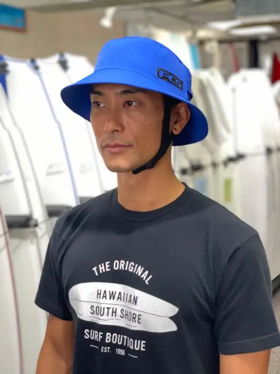 ESSENTIAL SURF BUCKET HAT