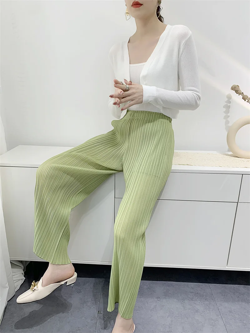 Summer New Casual Pants Simple Loose Comfortable Stretch Pleated Straight Nine Pants Women's Lightweight Fabric 90/95 Cm