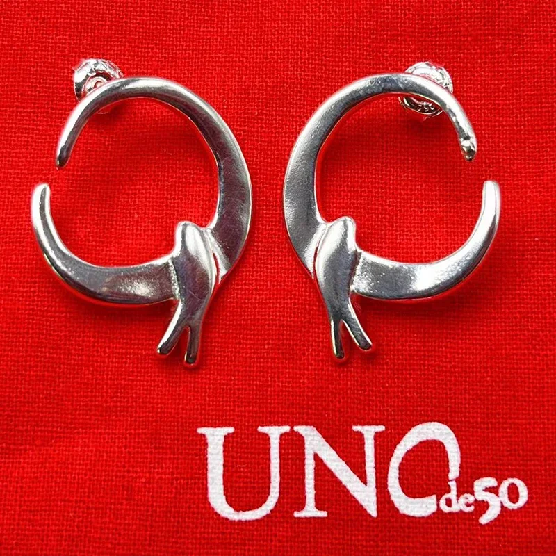 

Серьги unode 50 2023 года, высококачественные серьги для девушек, изысканные геометрические серьги для женщин, подарочный пакет