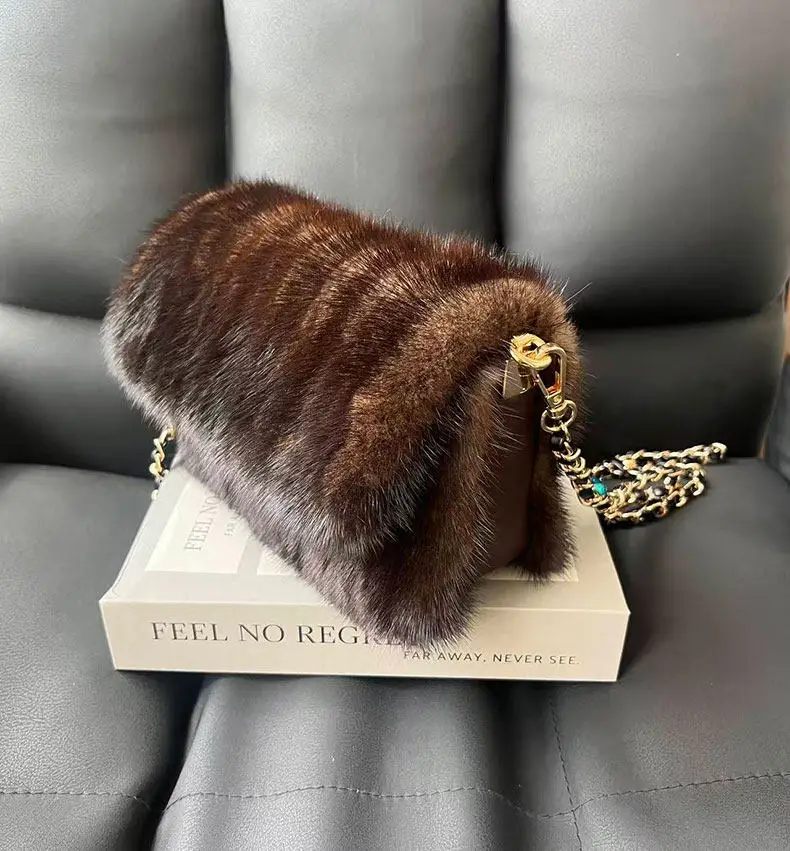 Herbst Winter klassische Tasche aus echtem Nerzfell, Umhängetasche, flauschige Luxushandtasche in reiner Farbe für Damen – Detail 8