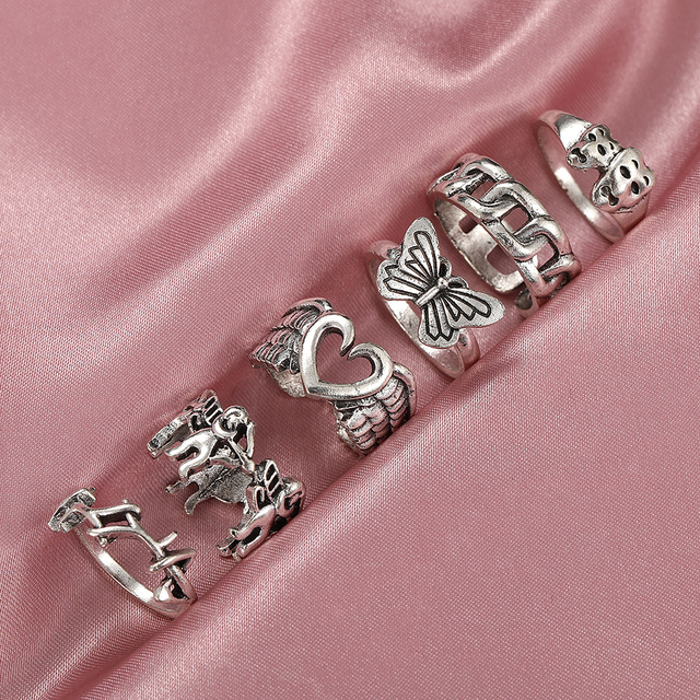 Punk Gothic Butterfly Snake Chain Ring Set for Women Black Dice Vintage Silver Plated Retro Rhinestone Charm Charm Jewelry