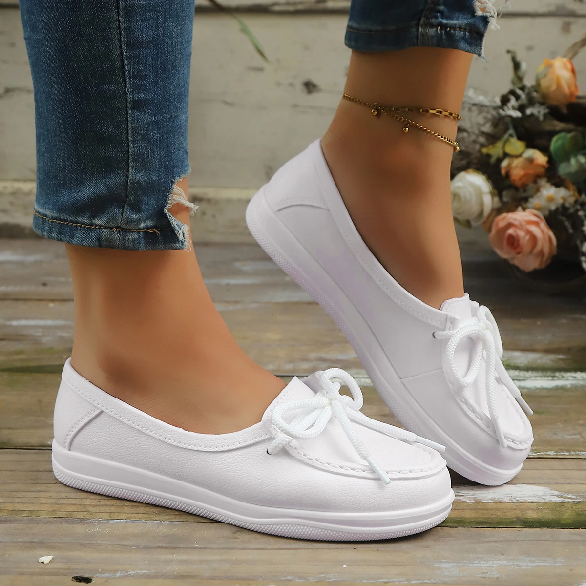 Classic Bowknot Decoration Pu Slip On Pumps Women 2025 Summer Round Toe Low Heel Loafers Shoes Elegant Soft Sole Nurse Shoes
