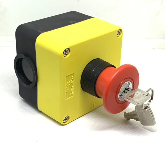 

IDEC Izumi HW1X-BX401R X402R HW1X-BX411R Button Box с набором ключей 410