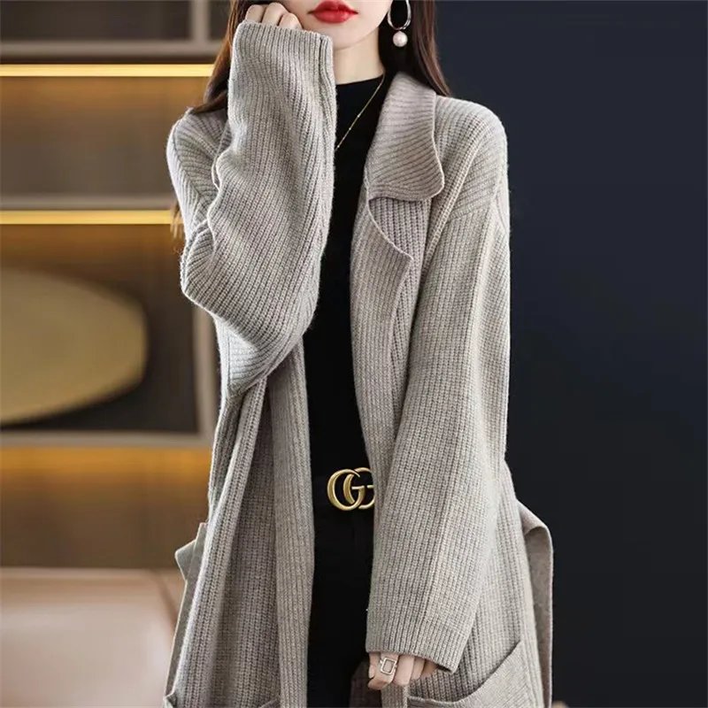 Длинная шерстяная кофта