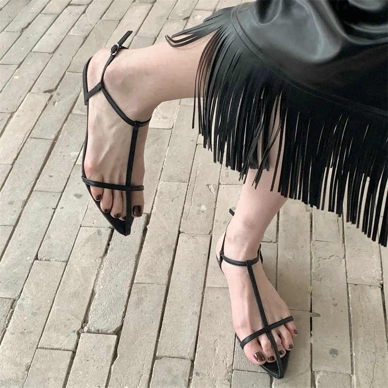 Bailamos Women Summer Flat Sandals Fashing Narrow Band Modern