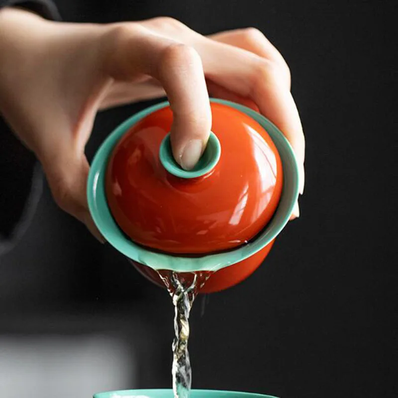 Forbidden City Red Porcelain Tea Tureen Kungfu Tea Cup Drinking Set Creative Gourd Shape Infuser Bowl