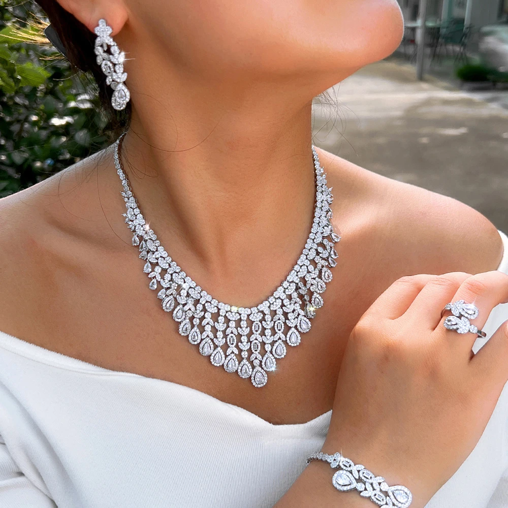 CWWZircons Super Luxury Dubai Cubic Zircon Tassel Leaf Drop