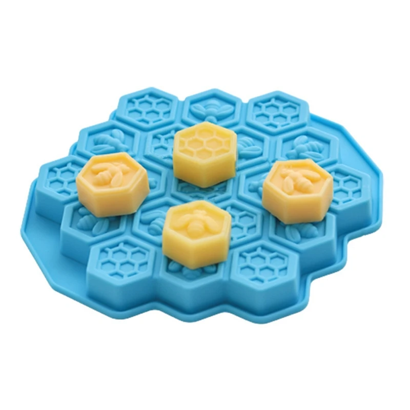 16 Cells Bee Honeycomb Shaped 3D Soap Molds Silicone Bee Hive Moulds for Homemade DIY Cake Mousse Jelly Candy Silicone Mold