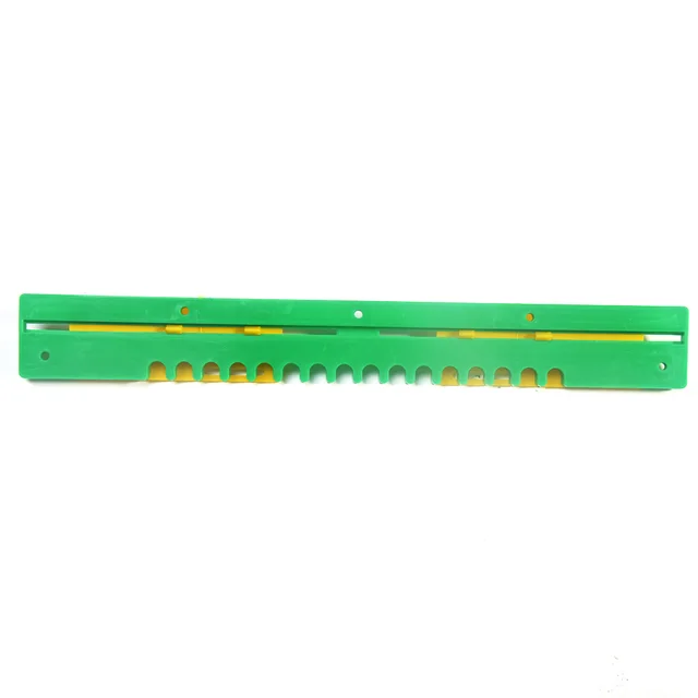 Beehive Mouse Guard Sliding Gate - Image 6