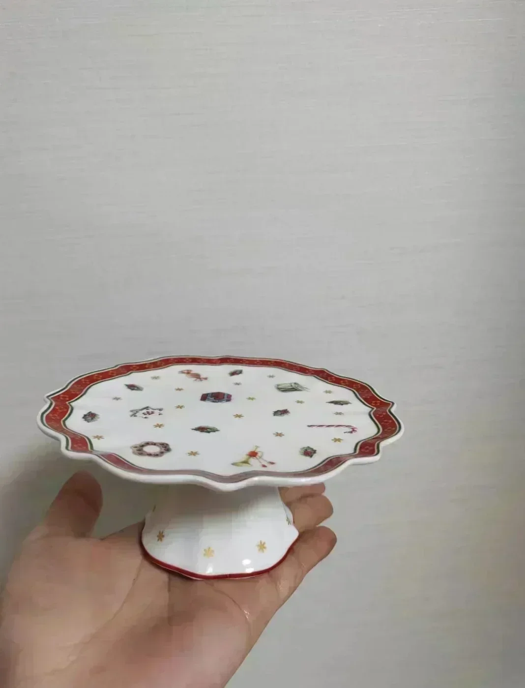 Fruit Plate Ceramic Seasoning Plates Ceramic Plates Sauce Dishes Seasoning Dish Seasoning Bowl Fruit Bowl German V treasure tableware Christmas European dinner salad bowl soup plate display