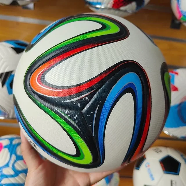2014 Match PU Soccer ball Men Professional Size 5 Futbol Child Outdoor Sports Training ball High Quality Adult Team Footballs
