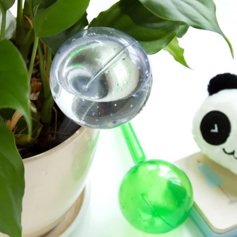 Automatic Plant Watering Bulbs Self-Watering Globes Plastic Ball House Garden Water Can Houseplant Device Drip Irrigation System self watering globes