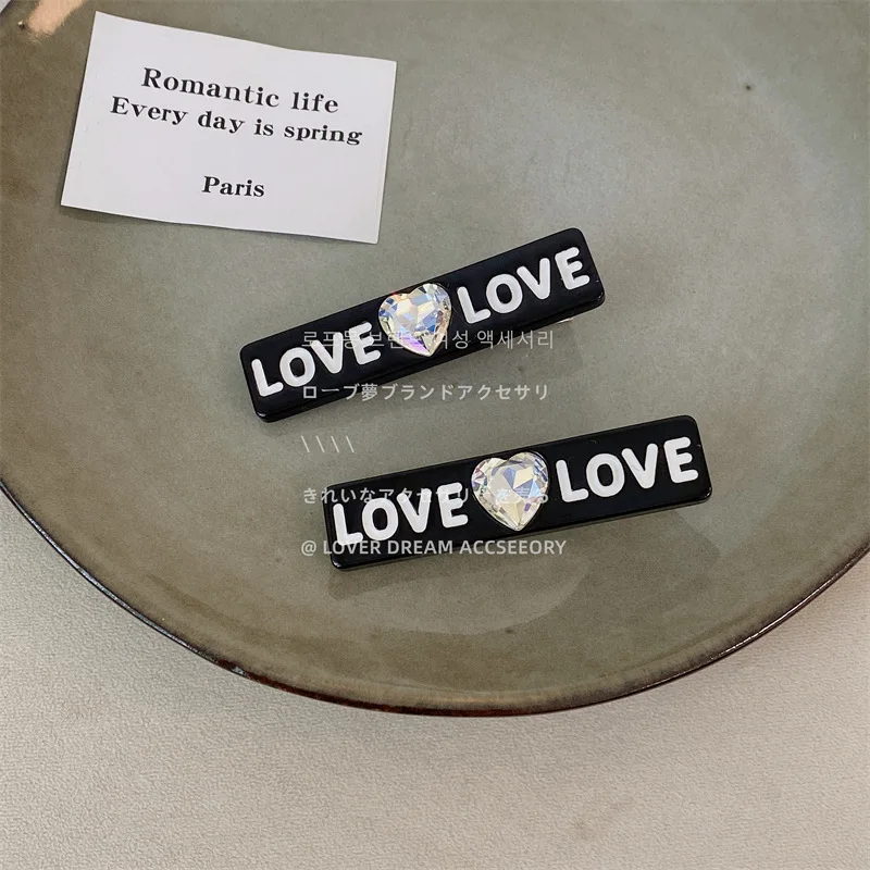 Рисунок 3 - Новые заколки для волос Ins заколки