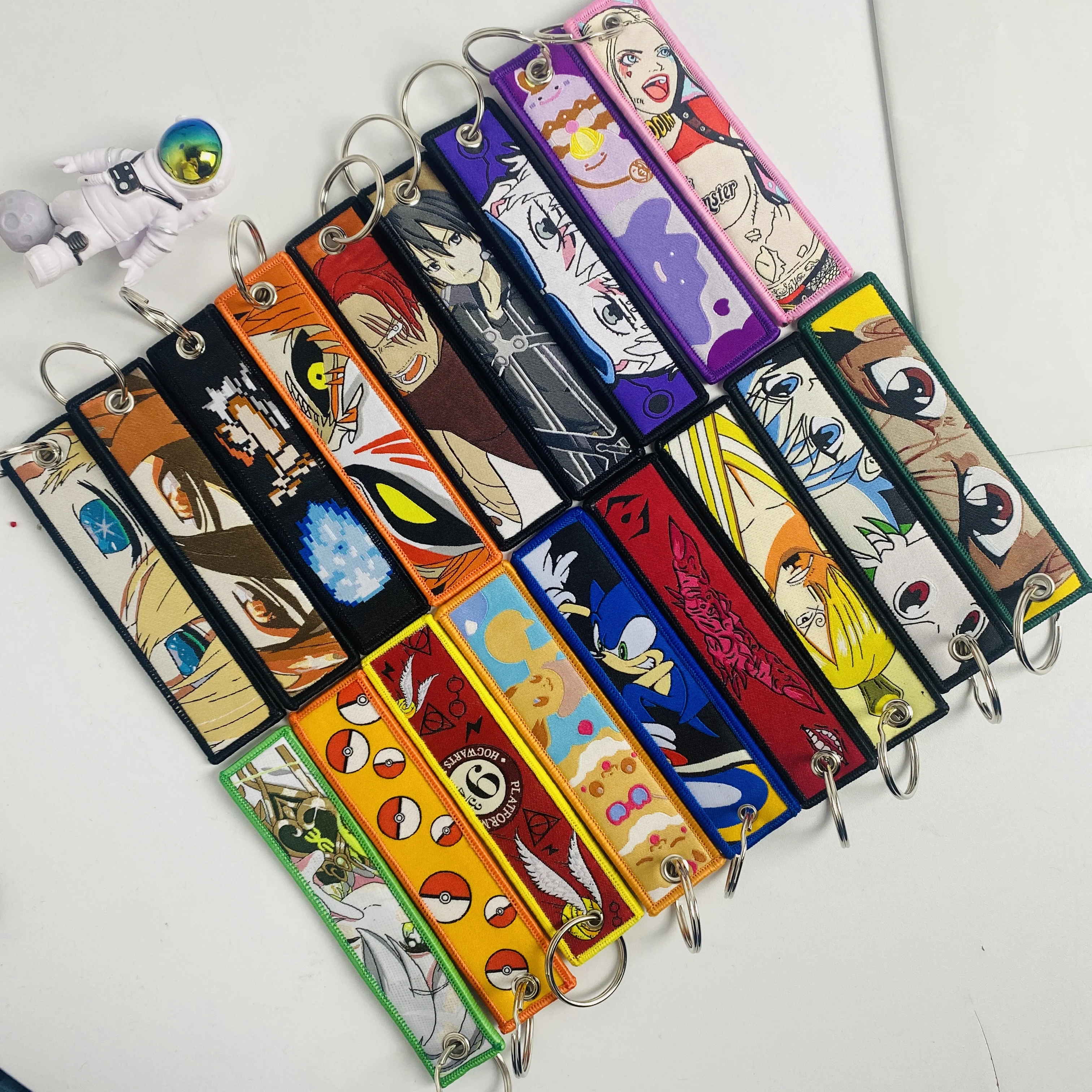 Embroidered Tag keys Car Keychains for Motorcycles Men Keyring Japanese Anime Women Men Novel Fashion Jewelry Accessories Gifts