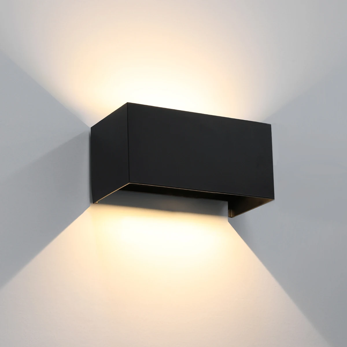 Nowoczesna lampa ścienna LED 12W z EU za $21.29 / ~80zł