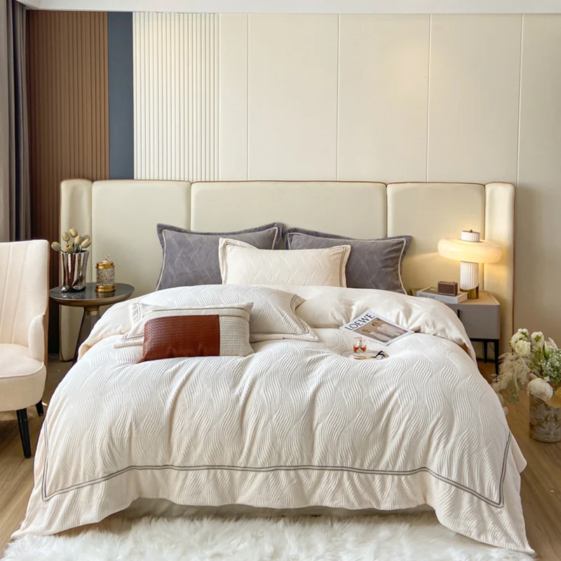 

Luxury velvet bed linen set solid bedding set soft Plush double bed sheets set warm winter Duvet cover for comforter bedroom