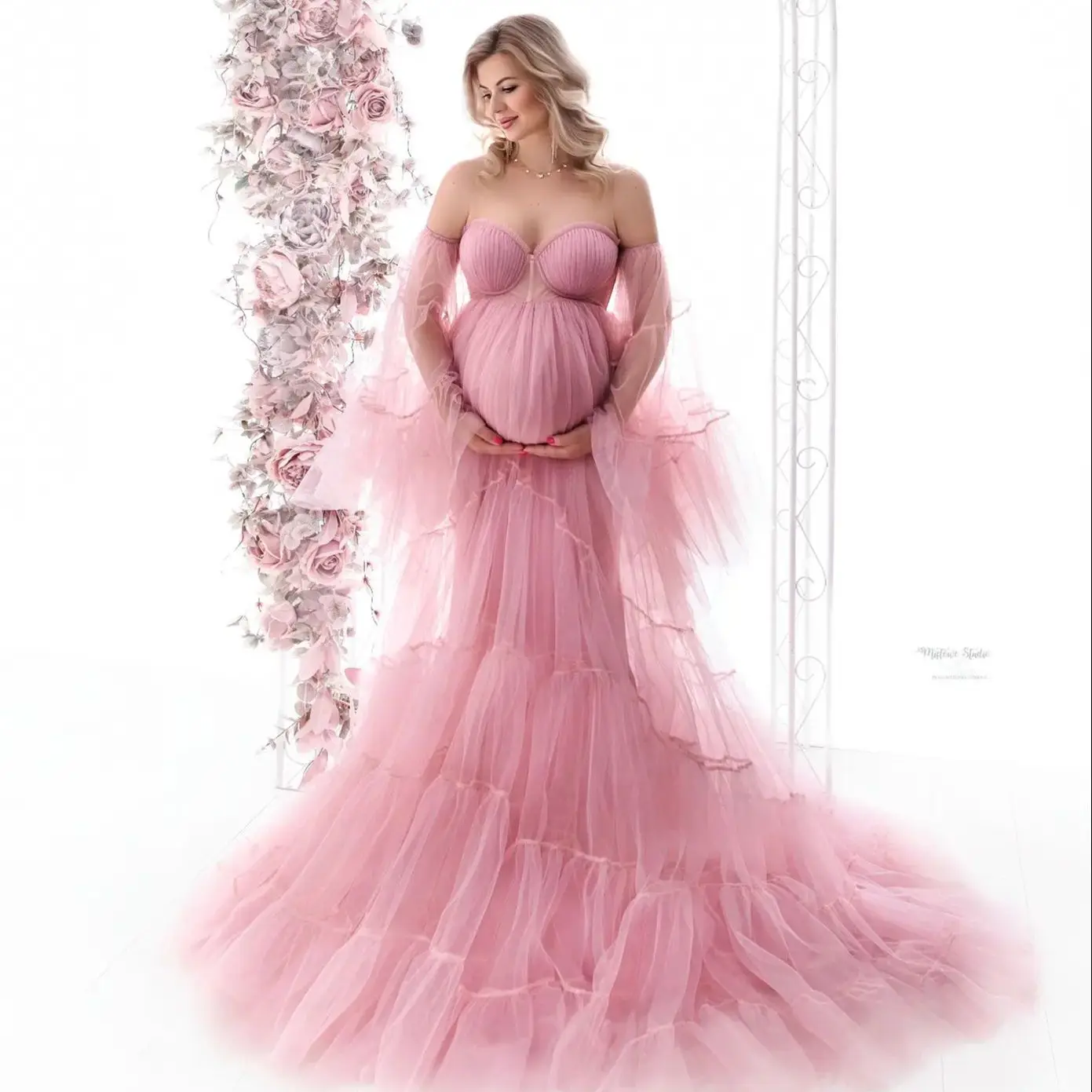 

Pink Prom Dresses for Women Tulle Pleat Maternity Photoshoot Gown Long Sleeves Sweetheart Pregnancy Dress