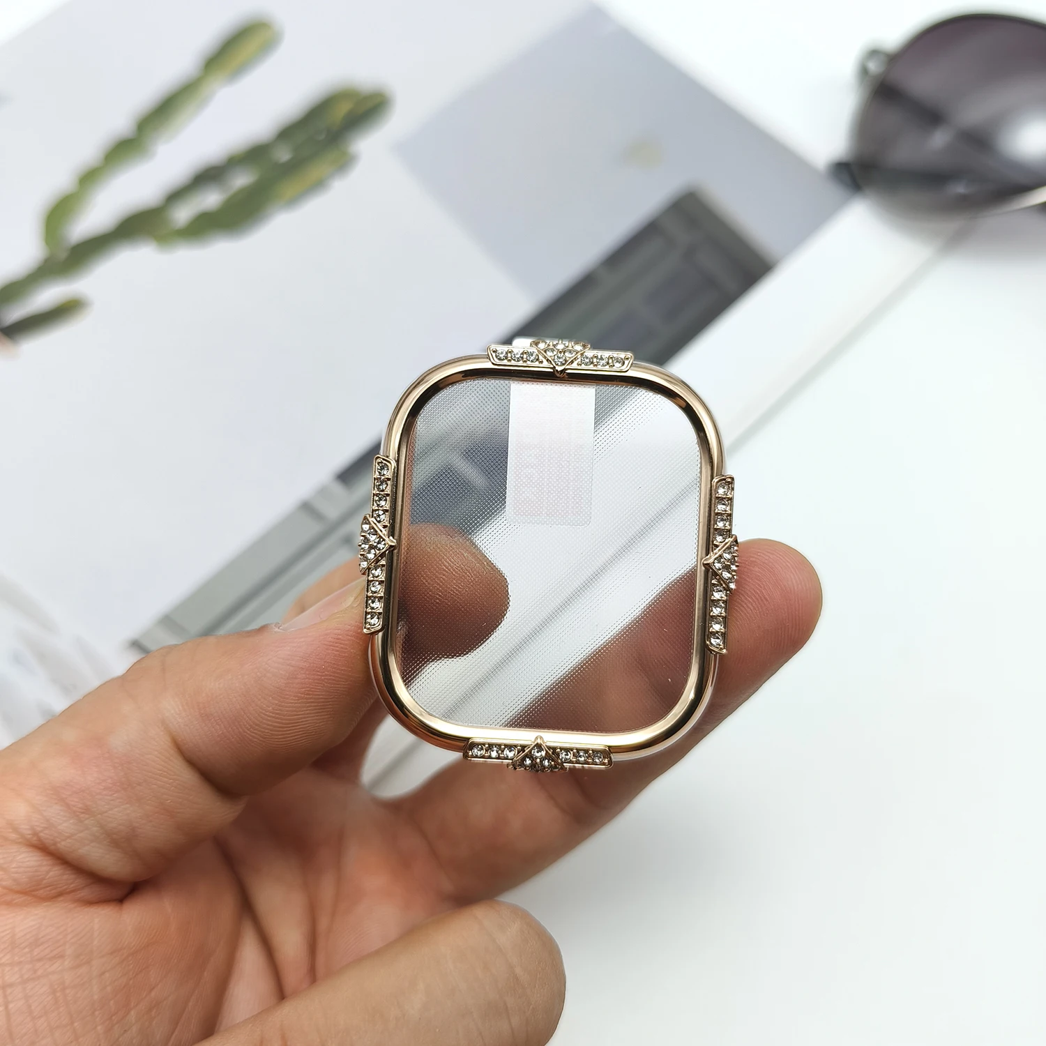 Elegant Four-Sided Diamond Inlaid PC Watch Protective Case with Shell Film