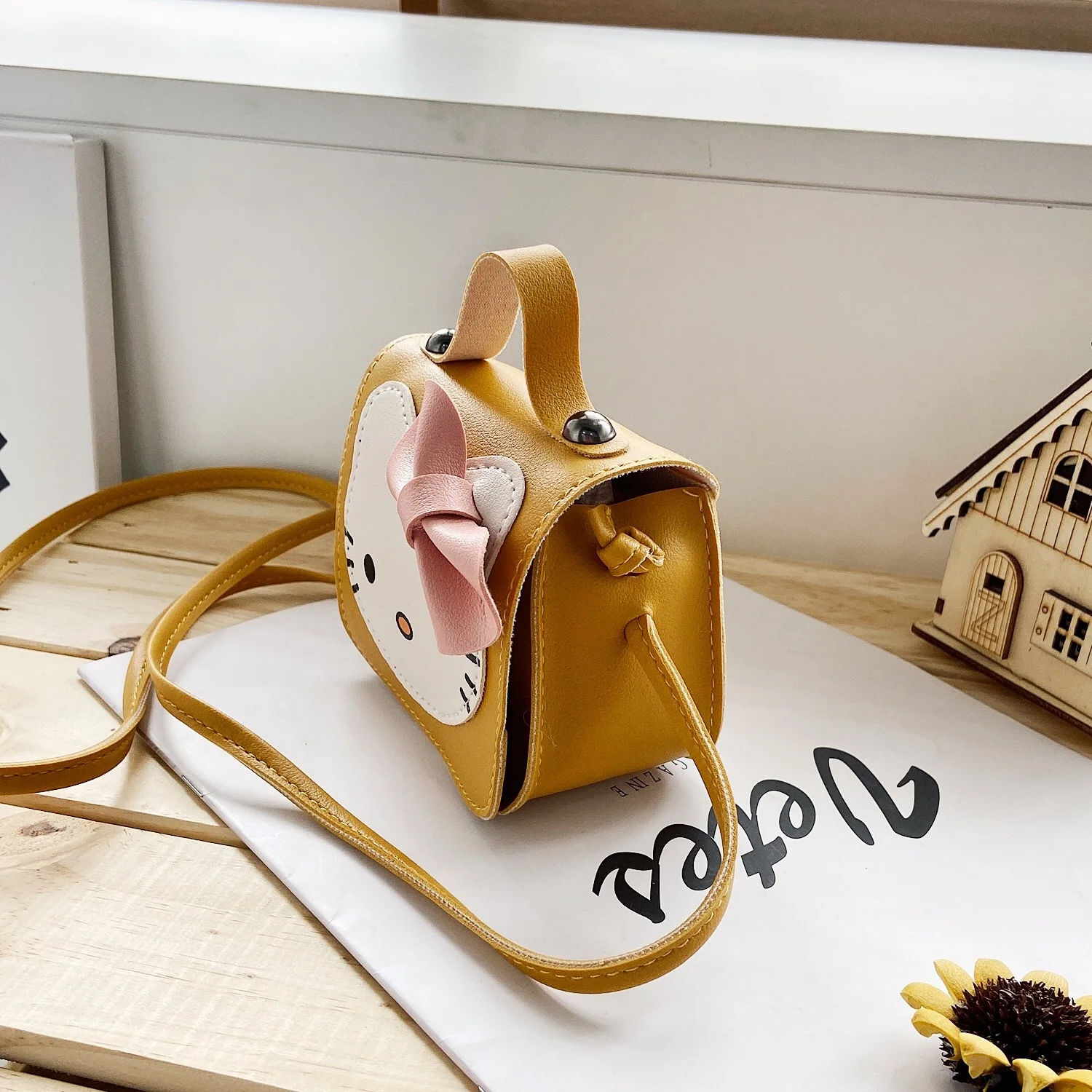 Hello Kitty Cartoon Cute Shoulder Bags Kids Kawaii Anime Messenger Bag Mini Coin Purse Fashion Girls Handbag Birthday Gifts