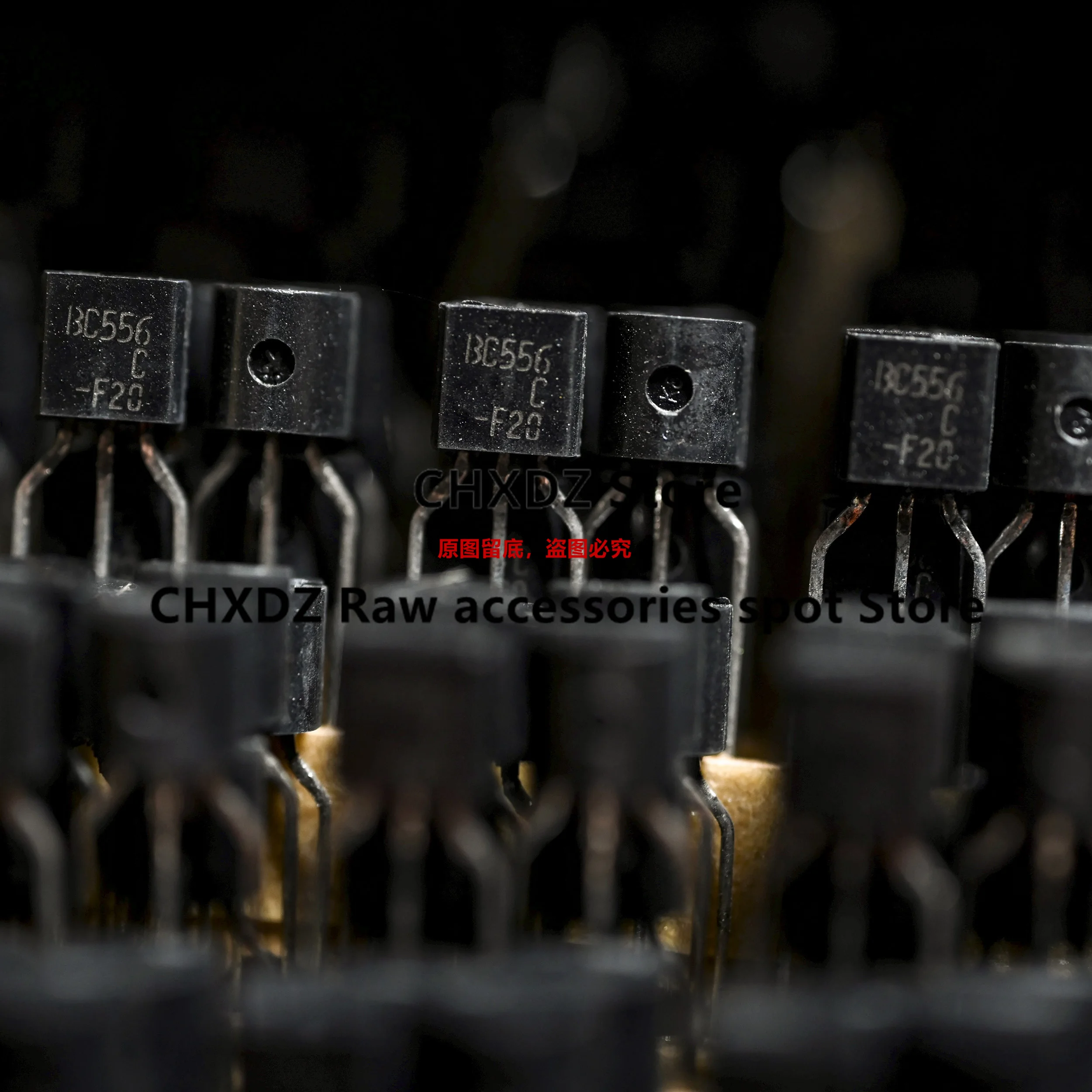 CHXDZ 1 pair New original imported F BC546C BC556C BC546 BC556 C TO-92 Non magnetic copper feet Own inventory