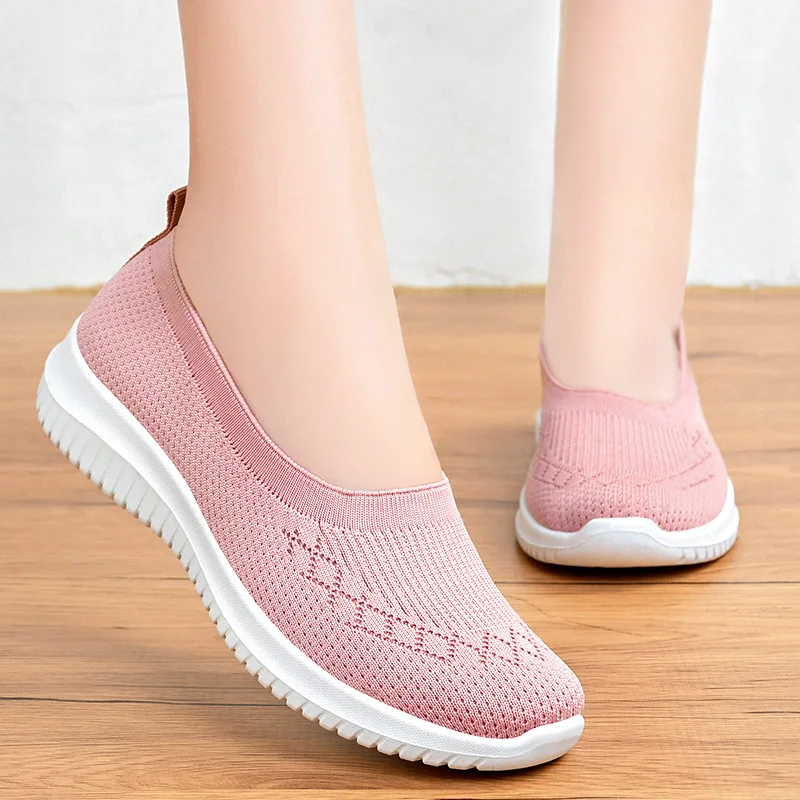 Women Flat Shoes Mesh Breathable Knitted Sneakers Female Casual Chaussure Ladies Spring Summer Footwear Non Slip Mom Flat Shoes