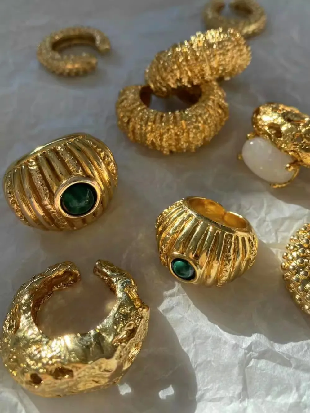 Anillo de nudo de latón vintage con piedra natural para mujer Vestes Novas