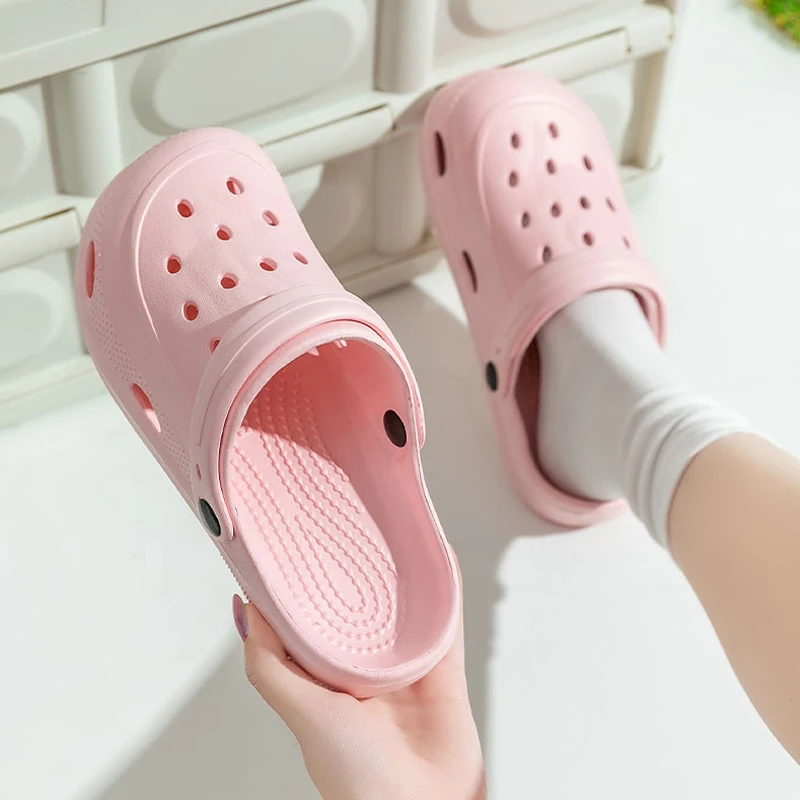 Clogs Women Sandals Summer Casual EVA Lightweight Outdoor Women's Shoes Anti Slip Thick Sole Beach Slides Casual Garden Shoes 2