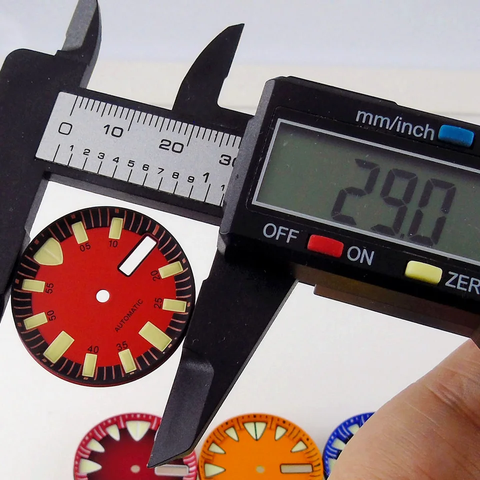 XOUVY Quadranti Di Orologi Quadrante Dell'orologio Con Doppio Calendario Da 28,5 Mm Quadrante Per Orologio Sunburst Accessori Per La Modifica Dell'orologio Luminoso Verde Per Movimento NH36 / 4R / 7S - Foto 5