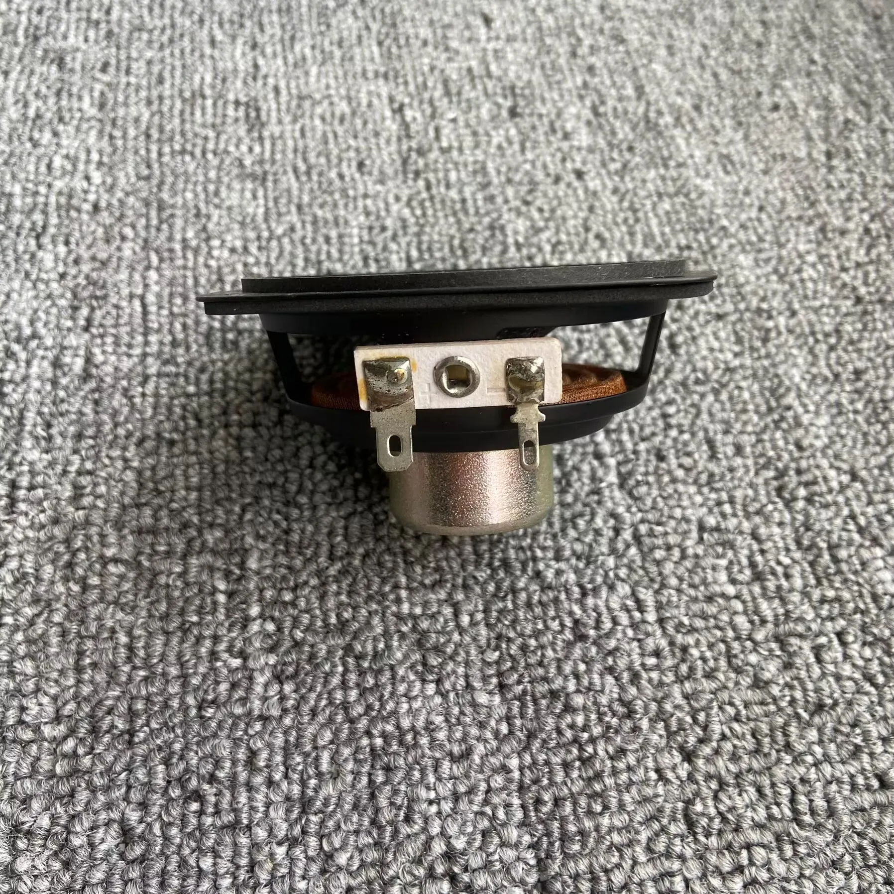 Carbon Fiber Cone Mid Bass frequency speaker 3 inch 82mm DIY 8ohm 15W Neodymium Magnetic 2PCS