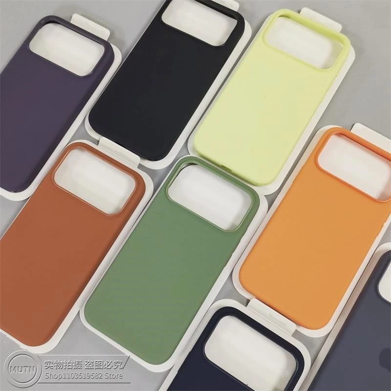 รูปสินค้า เคสซิลิโคนเหลว iPhone 17 Pro Max ฝาแม่เหล็กควบคุมกล้อง