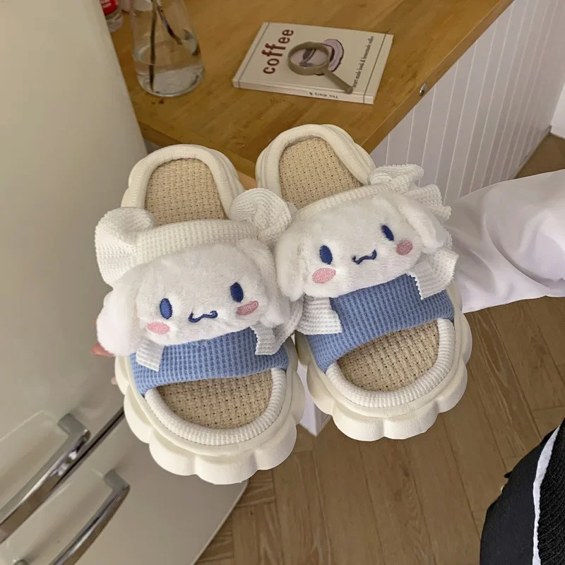

New Cute Girl Sanrioed Cinnamoroll Linen Slippers Indoor Four Seasons Breathable Thick Sole Anime Kuromi Homewear Slippers