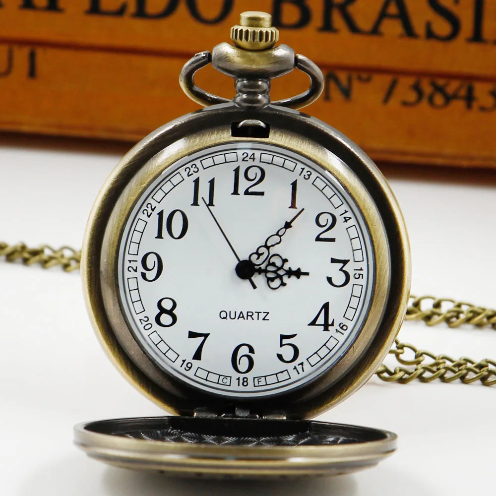 Bronze Fashion Quartz Pocket Watch Vintage Personality Logo Pendant Necklace Children's Men Women 80cm Chain Watches