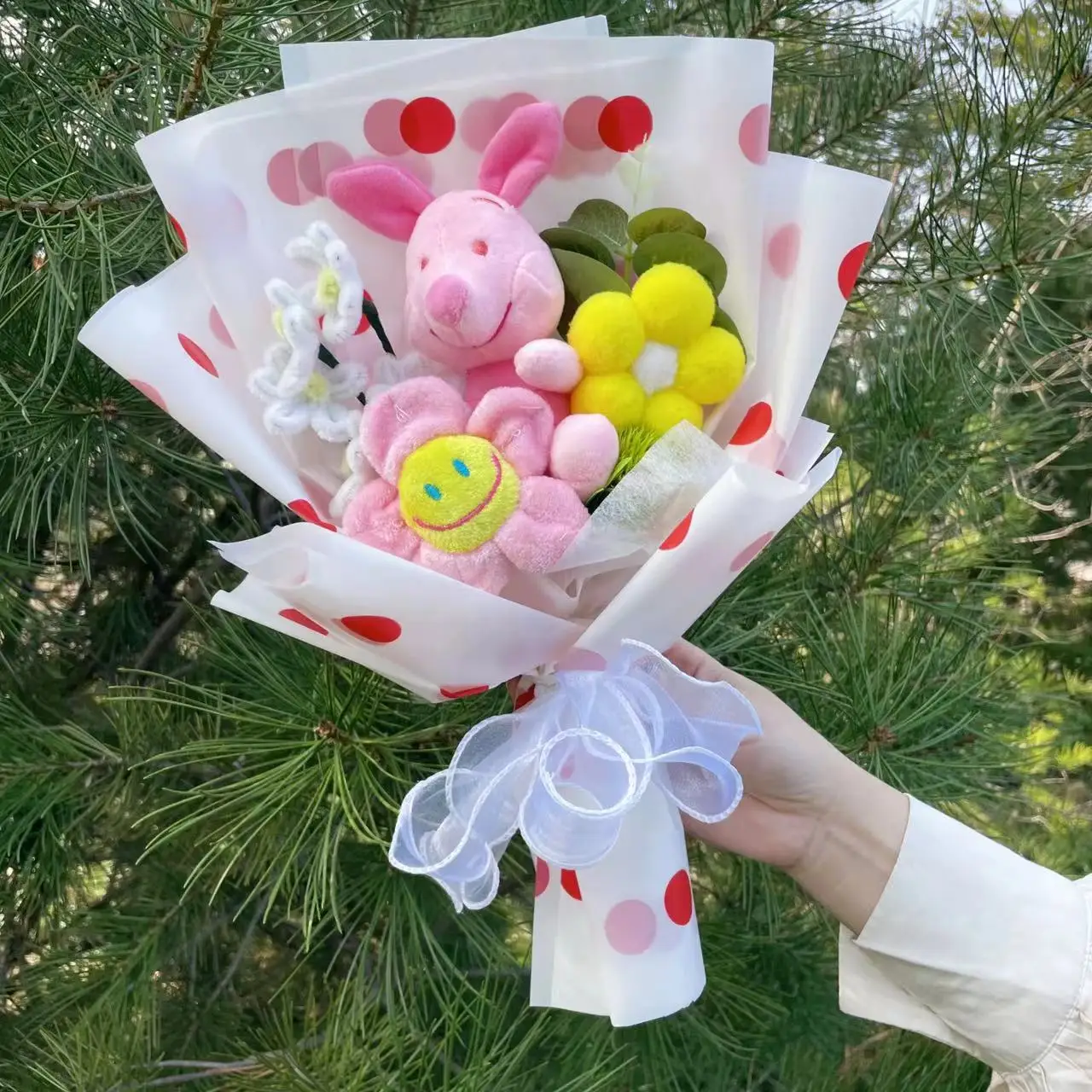 Cartoon Winnie the Pooh Plush Doll Toy Handmade Flower Bouquet Wedding Valentine's Day Christmas Graduation Gifts 4