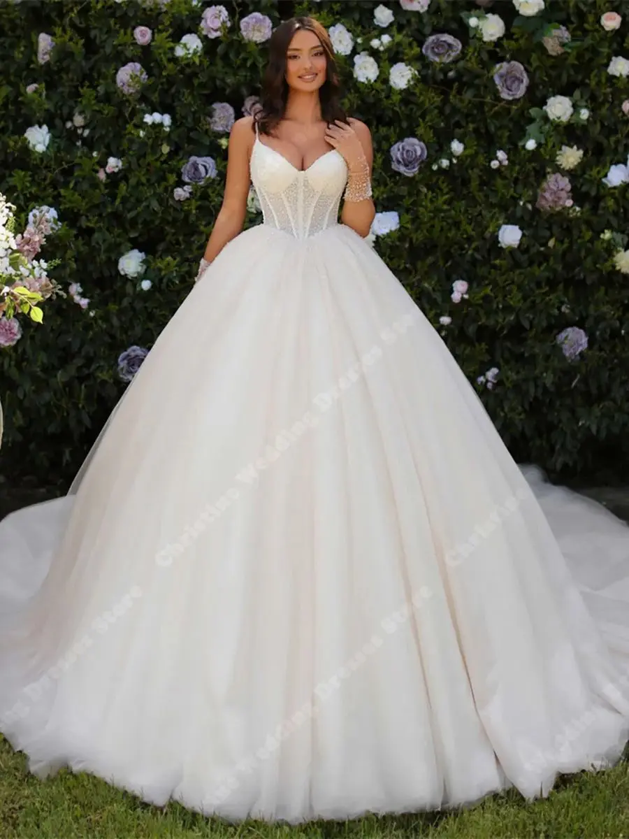 Рисунок 3 - Женское свадебное платье без рукавов