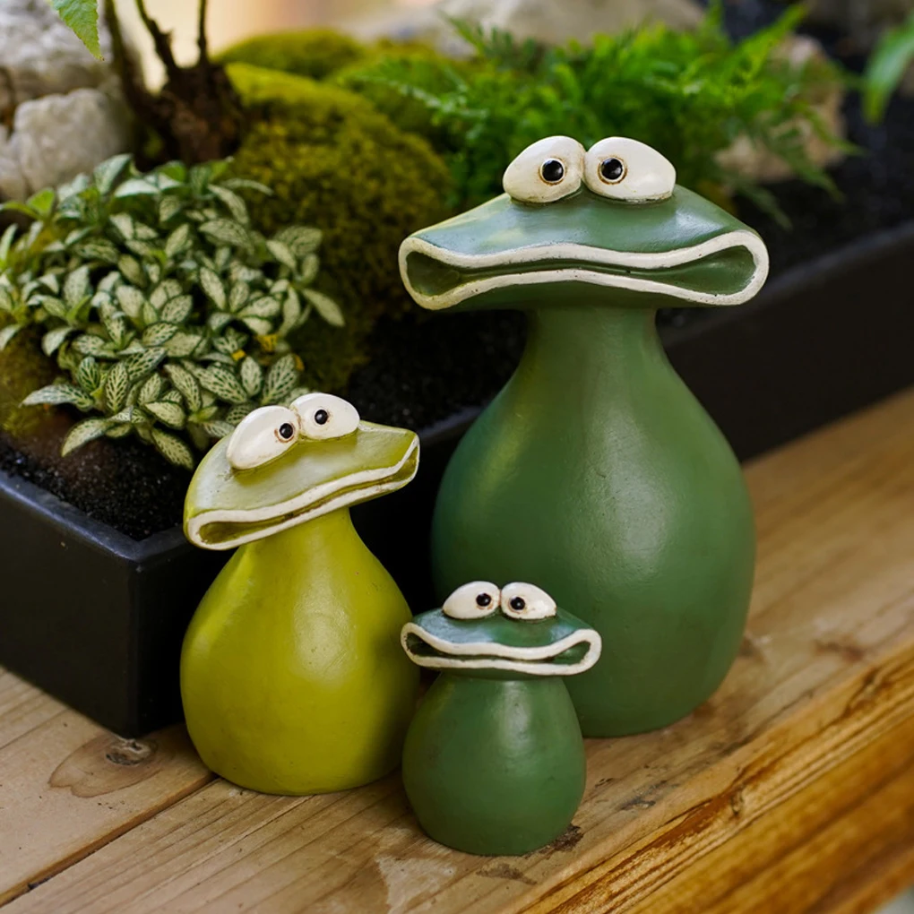Indoor And Outdoor Universal Big Mouthed Frog Ornaments For Every Setting Easily Integrating Into Big Frog 11.5x10x17.5cm
