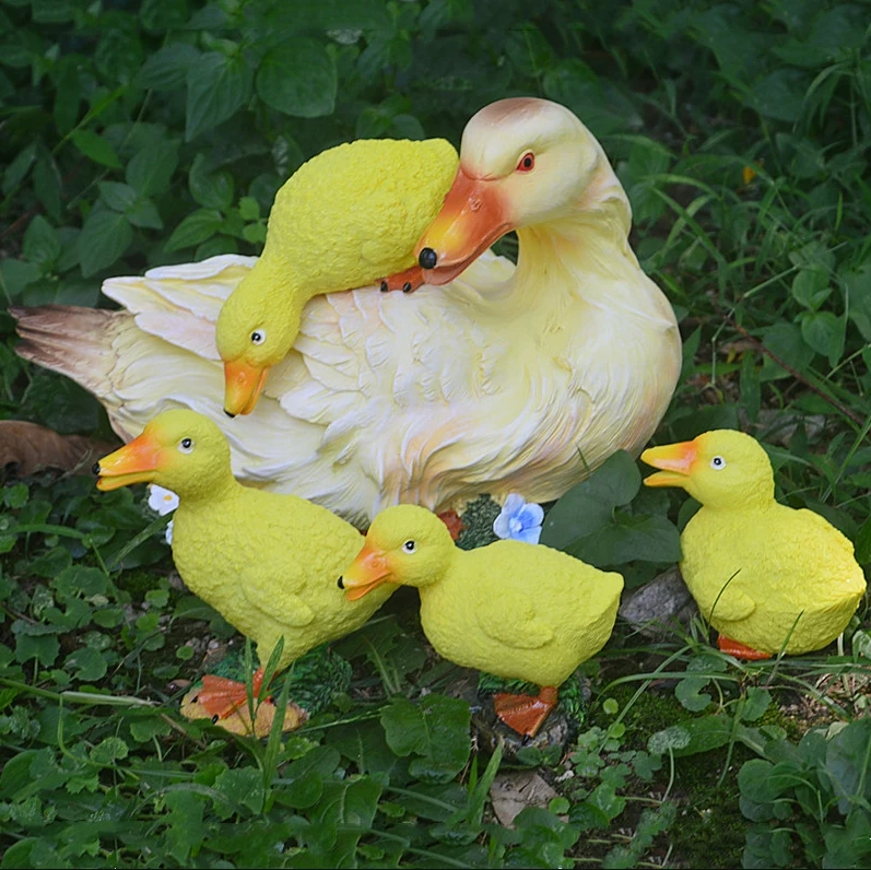 

Pastoral Simulation Duck Resin Ornaments Outdoor Courtyard Landscape Figurines Decoration Garden Park Lawn Sculpture Accessories