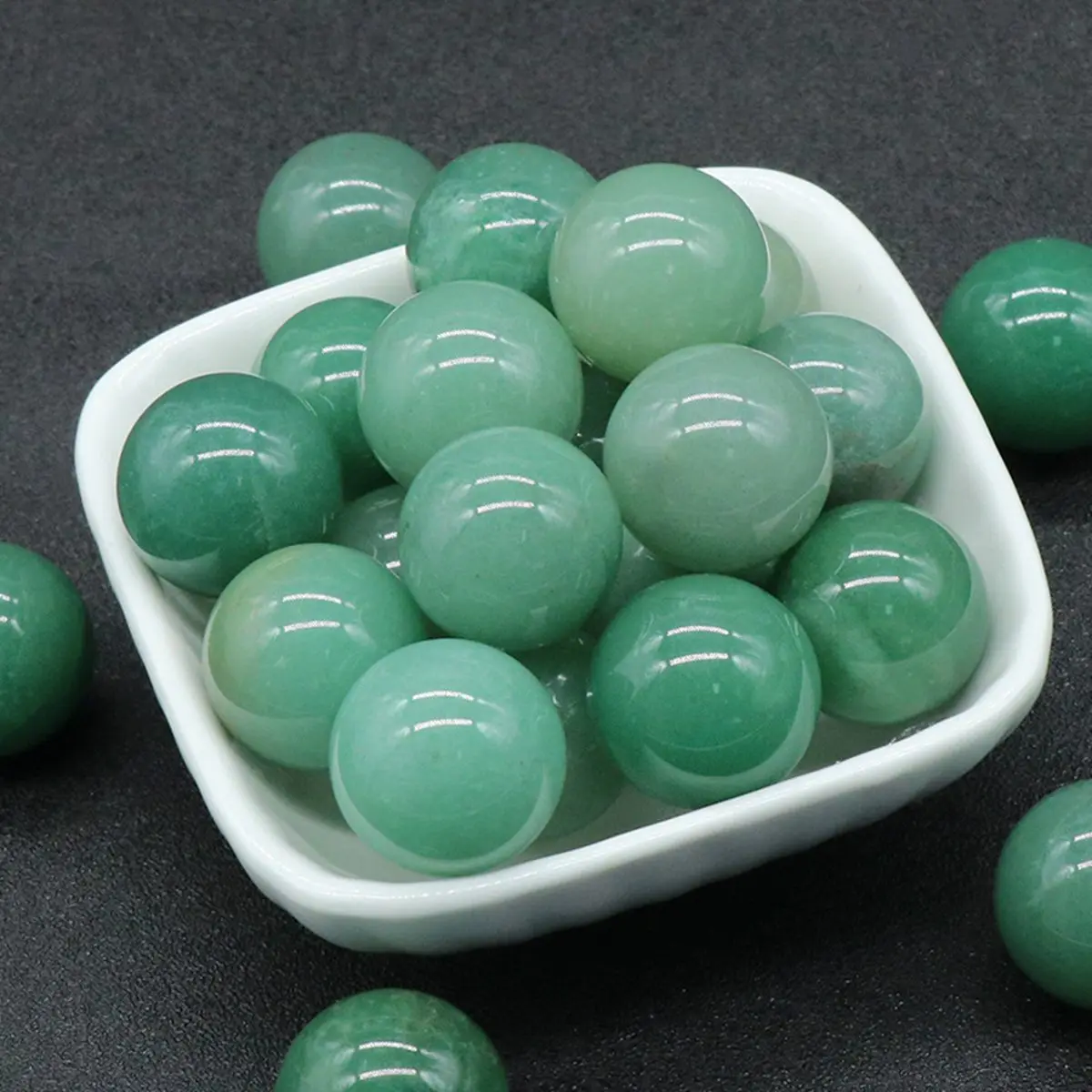 

16PCS 20MM Green Aventurine Stress Relief Spheres & Balls Polished Meditation Balancing Home Decoration Crystal Beads