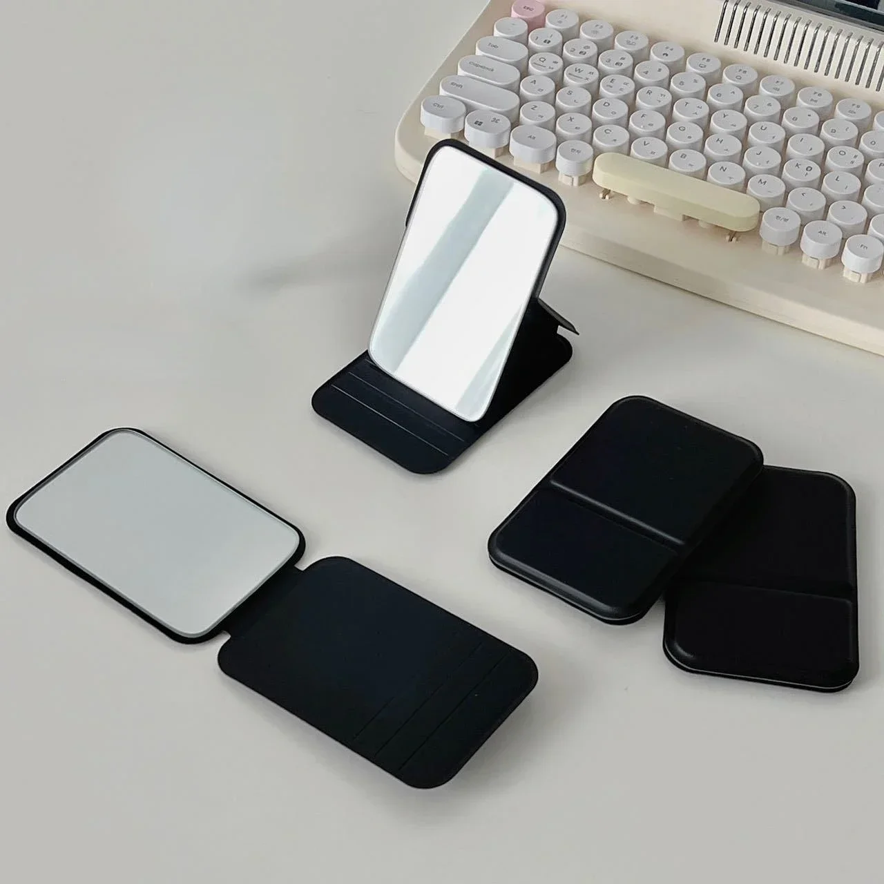 Desktop Makeup Mirror Solid Color PU Leather Simple Portable Handheld thumbnail 4